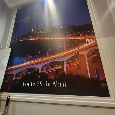 Daora Cost Lisbon